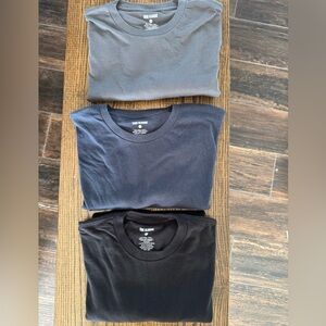 True Classic Men's T-Shirt - Black Size L